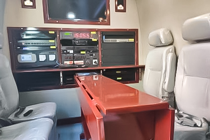 上汽大通指揮車 (3).jpg